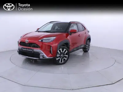 Usado Toyota Yaris Cross Style 130 CV (95 kW) 2025 Rojo SUV