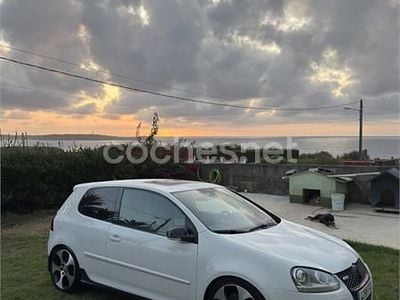Usado VW Golf V GTI 200 CV (147 kW) 2007 Blanco Berlina
