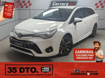 Usado Toyota Avensis Advance 143 CV (105 kW) 2015 Blanco Familiar
