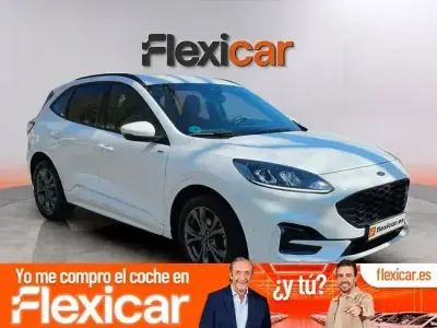 Usado Ford Kuga ST-Line 120 CV (88 kW) 2023 Blanco SUV