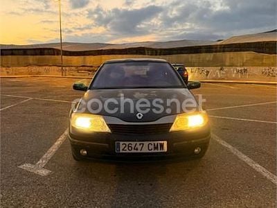 Usado Renault Laguna II Dynamique 120 CV (88 kW) 2003 Negro Berlina