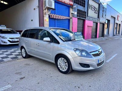 Usado Opel Zafira Enjoy Plus 110 CV (80 kW) 2011 Gris / plata Monovolumen