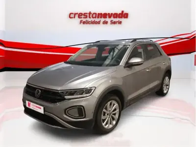 Usado VW T-Roc Life 115 CV (84 kW) 2023 Gris SUV