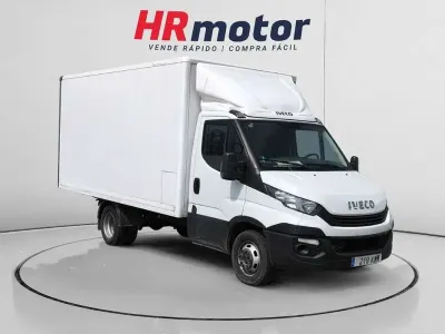 Usado Iveco Daily 156 CV (114 kW) 2019 Blanco Van