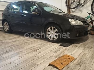 Usado VW Golf IV Sportline 105 CV (77 kW) 2004 Negro Berlina