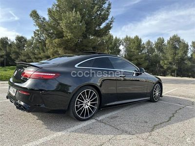 Usado Mercedes E220 194 CV (142 kW) 2020 Negro Coupe