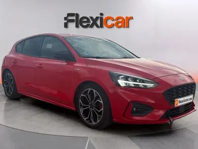 Usado Ford Focus Active 155 CV (114 kW) 2020 Rojo Berlina
