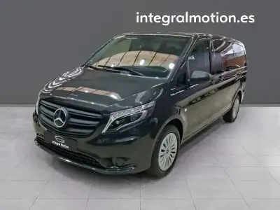 Usado Mercedes Vito 163 CV (119 kW) 2022 Negro Van