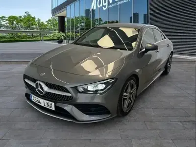 Usado Mercedes CLA200 150 CV (110 kW) 2021 Gris Berlina
