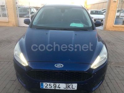 Usado Ford Focus Sport 120 CV (88 kW) 2016 Azul Berlina
