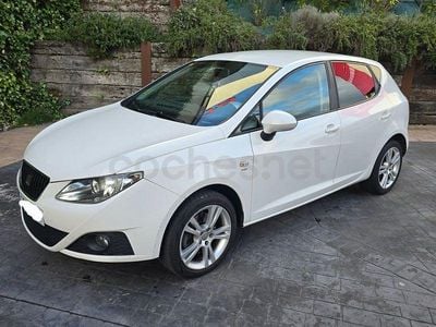 Usado Seat Ibiza Sport 100 CV (73 kW) 2010 Blanco Berlina