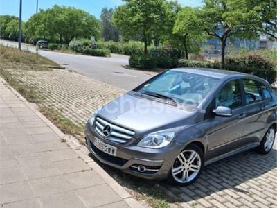Mercedes B180