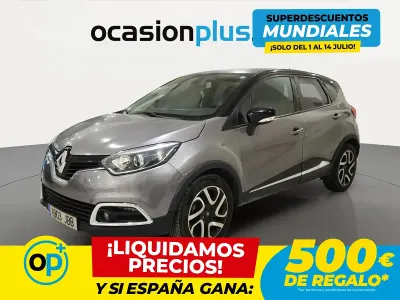 Usado Renault Captur Zen 90 CV (66 kW) 2014 Gris SUV