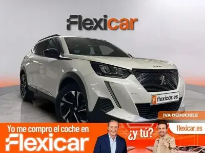 Usado Peugeot 2008 Allure 130 CV (95 kW) 2023 Blanco SUV