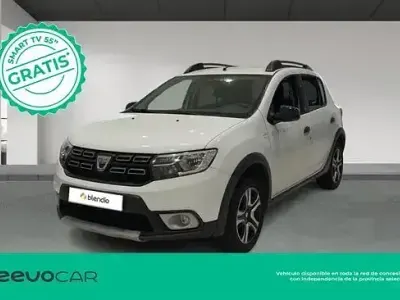 Usado Dacia Sandero Essentiel 90 CV (66 kW) 2018 Blanco