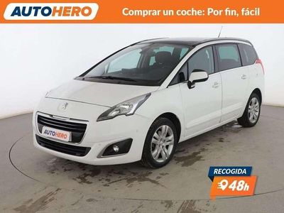 Usado Peugeot 5008 Allure 131 CV (96 kW) 2016 Blanco Monovolumen