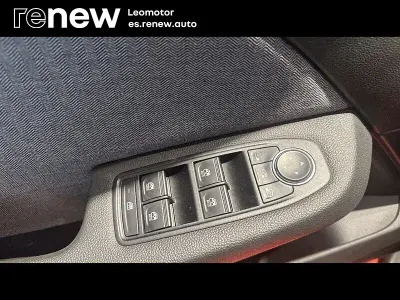 Usado Renault Clio V Techno 90 CV (66 kW) 2024 Rojo Berlina
