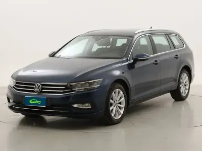 Usado VW Passat Executive 122 CV (89 kW) 2022 Familiar