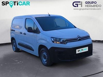 Usado Citroën Berlingo 99 CV (72 kW) 2021 Blanco Monovolumen