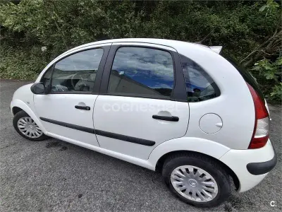 Begagnad Citroën C3 Furio 70 HK (51 kW) 2009 Vit Sedan