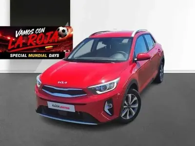 Usado Kia Stonic Active 101 CV (74 kW) 2025 Rojo SUV