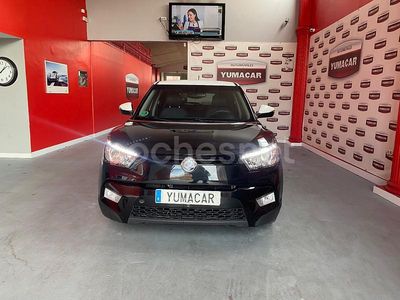 Negro Usado 2015 Ssangyong (KGM) Tivoli Limited SUV | 8990 € (Precio justo)