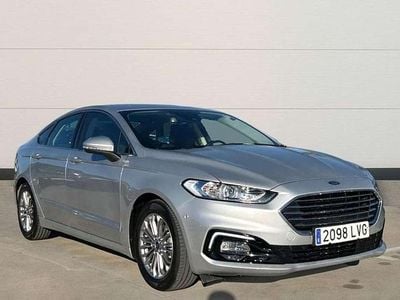 Usado Ford Mondeo Titanium 189 CV (139 kW) 2021 Gris Berlina
