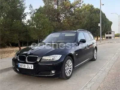Usado BMW 318 143 CV (105 kW) 2009 Negro Familiar