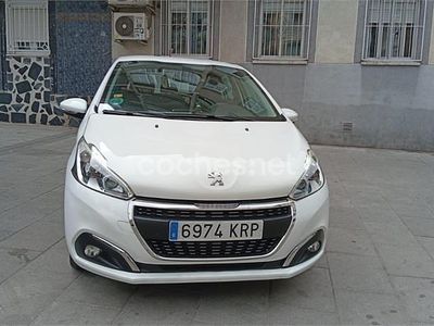 Usado Peugeot 208 Access 68 CV (50 kW) 2018 Blanco Utilitario