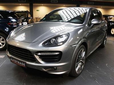 Usado Porsche Cayenne GTS 420 CV (308 kW) 2013 Gris SUV