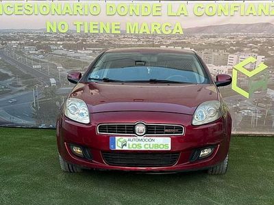 Maroon Usado 2007 Fiat Bravo Sport Utilitario | 4800 € (Un poco caro)