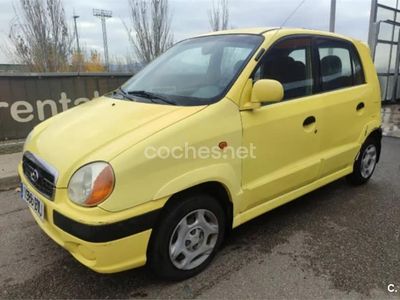 Usado Hyundai Atos GLS 55 CV (40 kW) 2002 Amarillo Utilitario