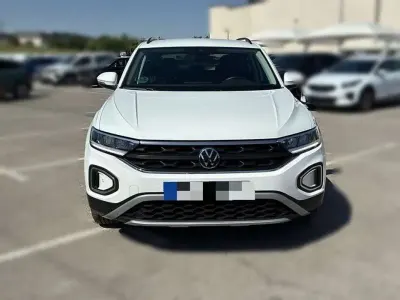 Usado VW T-Roc Life 116 CV (85 kW) 2023 Blanco SUV