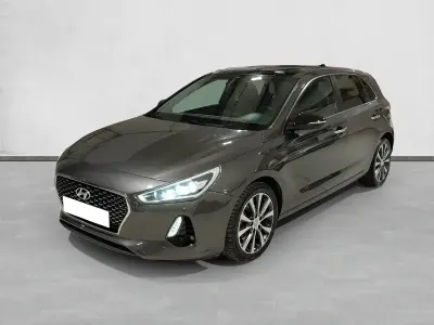 Usado Hyundai i30 Style 136 CV (100 kW) 2017 Gris Berlina