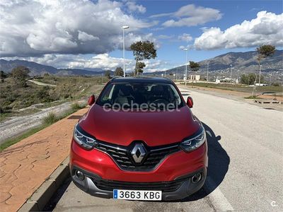 Usado Renault Kadjar Zen 110 CV (80 kW) 2017 Rojo SUV