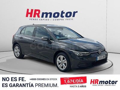 Usado VW Golf VIII 115 CV (84 kW) 2022 Gris / plata Berlina