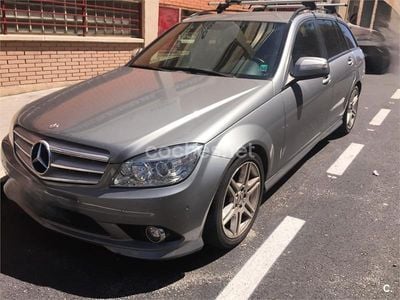 Usado Mercedes C220 Classic 170 HP (125 kW) 2009 Cinzento Carrinha