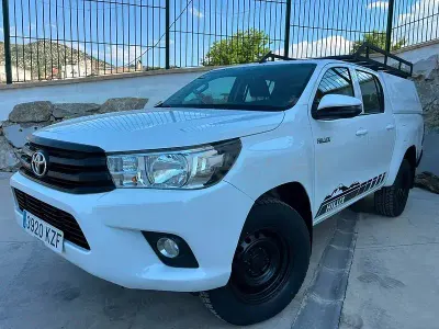 Usado Toyota HiLux 150 CV (110 kW) 2019 Blanco Pickup/Camioneta