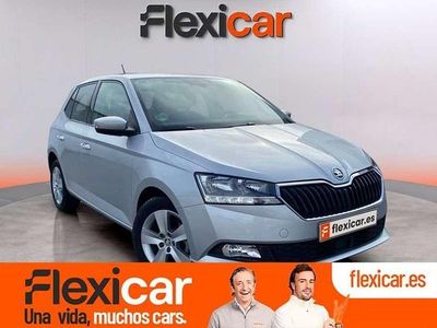 Usado Skoda Fabia Ambition 95 CV (69 kW) 2020 Gris Utilitario