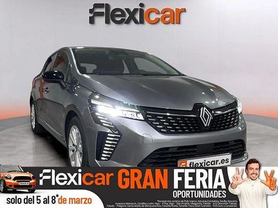 Usado Renault Clio V Evolution 100 CV (73 kW) 2025 Gris / plata Berlina