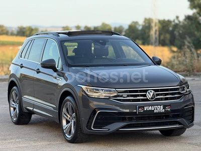 Usado VW Tiguan R-line 150 CV (110 kW) 2021 Gris / plata SUV
