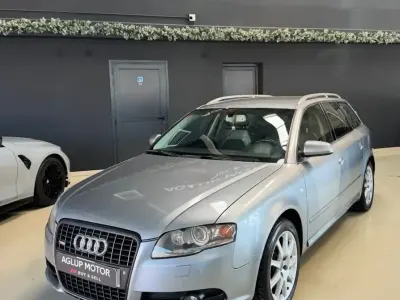 Usado Audi A4 140 CV (102 kW) 2005 Gris Berlina
