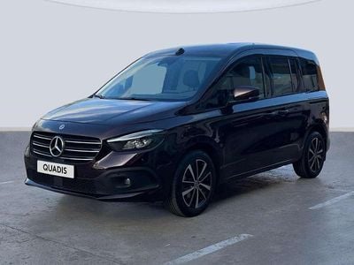 Usado Mercedes 180 116 CV (85 kW) 2024 Rojo Berlina