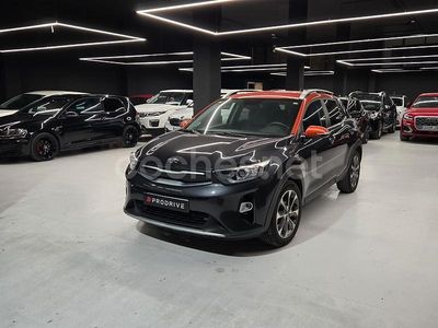 Gris / plata Usado 2018 Kia Stonic SUV | 12.900 € (Un poco caro)