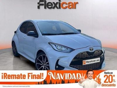 Blanco Usado 2023 Toyota Yaris Hybrid Sport Berlina | 22.290 € (Un poco caro)