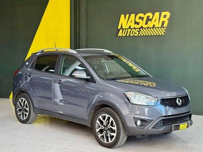 Usado Ssangyong (KGM) Korando Limited 178 CV (130 kW) 2017 Gris / plata SUV