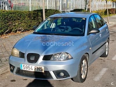 Usado Seat Ibiza Reference 85 CV (62 kW) 2006 Gris / plata Berlina