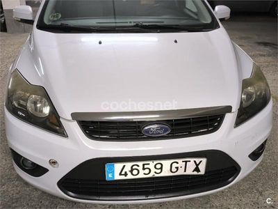 Blanco Usado 2010 Ford Focus Trend Berlina | 4990 € (Precio justo)