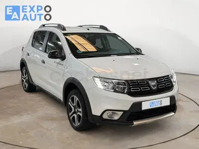 Usado Dacia Sandero Essentiel 100 CV (73 kW) 2020 Blanco Berlina