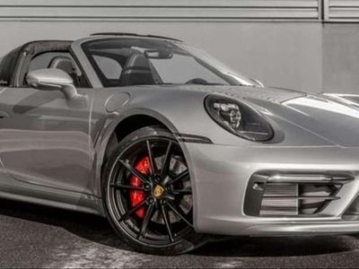 Plateado Usado 2022 Porsche 992 Coupe | 161.900 €